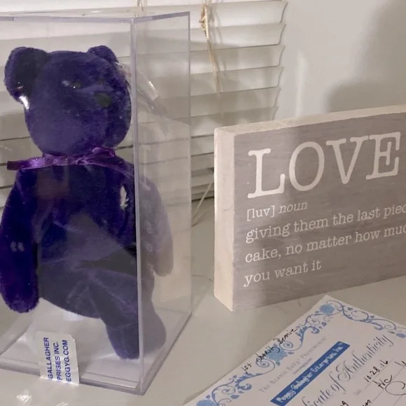 Huge Sale Princess PVC Ty Beanie Babies Museum Quality NWMT COA Rare Collectible - Picture 2 of 4